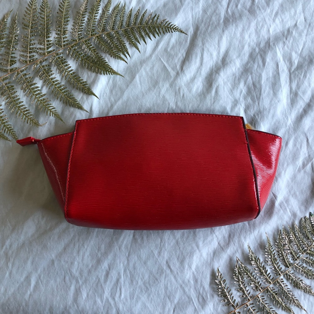 •NWOT•{Estee Lauder} Makeup bag